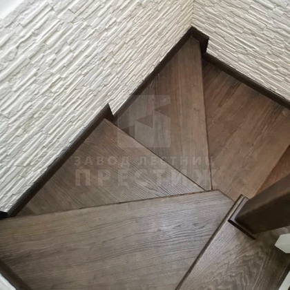 Деревянная лестница из ясеня на металлокаркасе ЛС-1278 - фото 8